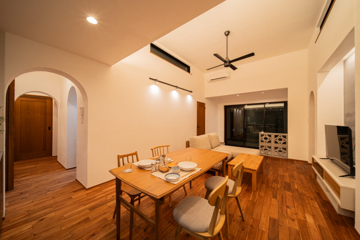 家族の遊び場として使える、土間リビングのある家 アイチャッチ